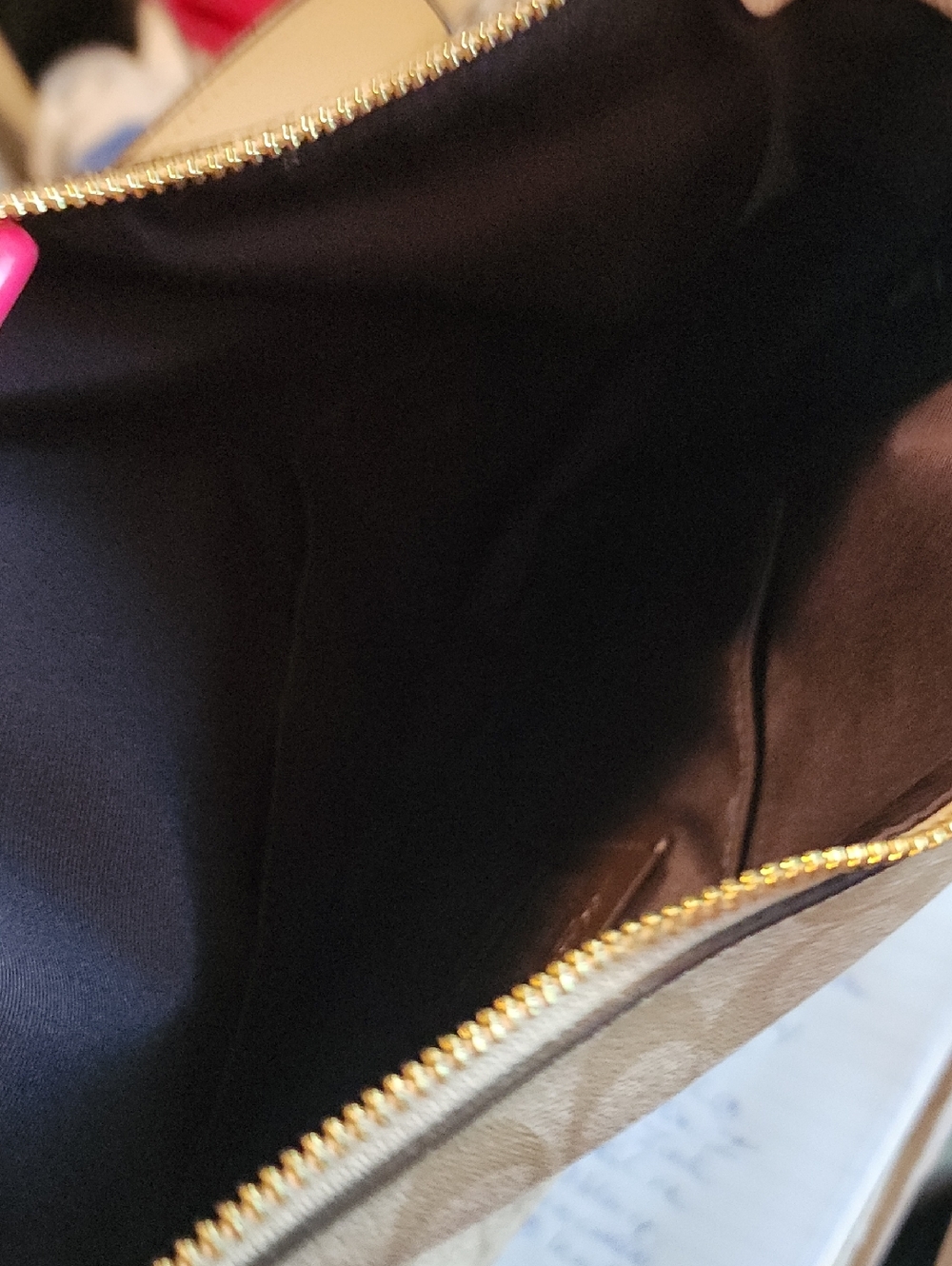 Coach Purse - Picture 2 of 4